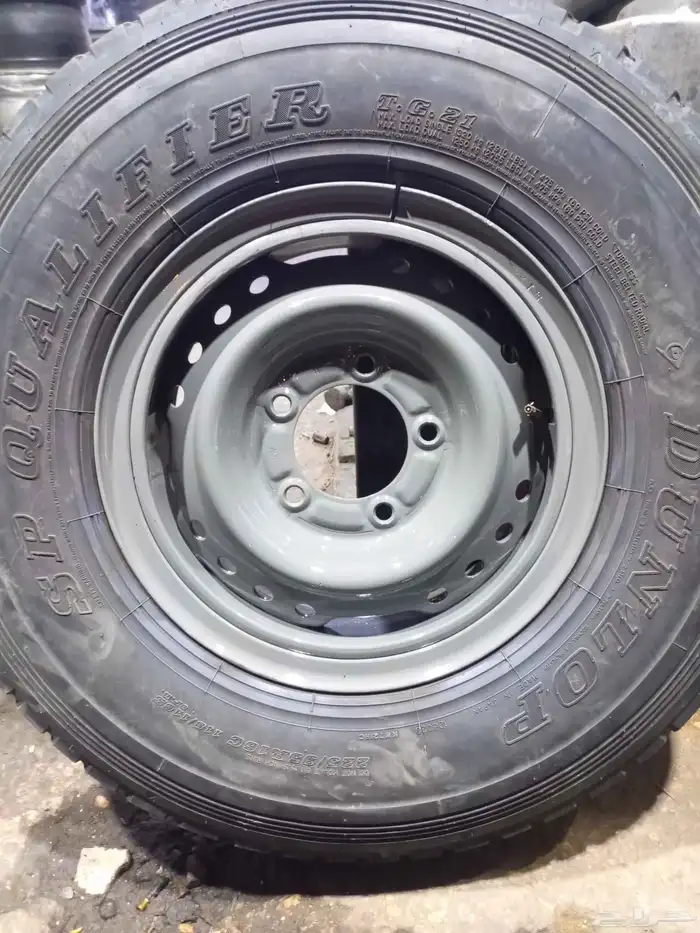 جنوط جيب ربع اصلي فيراني مقاس 16 مع كفرات دنلوب ربع عمر 0