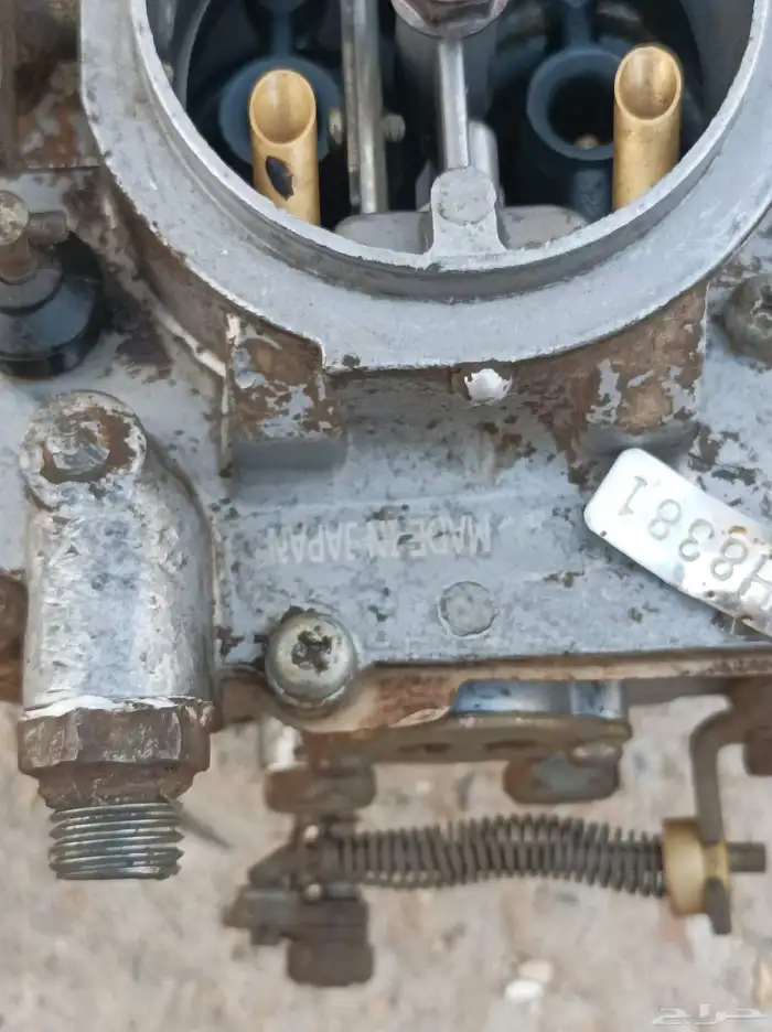 للبيع كربريتر هايلوكس 81 1