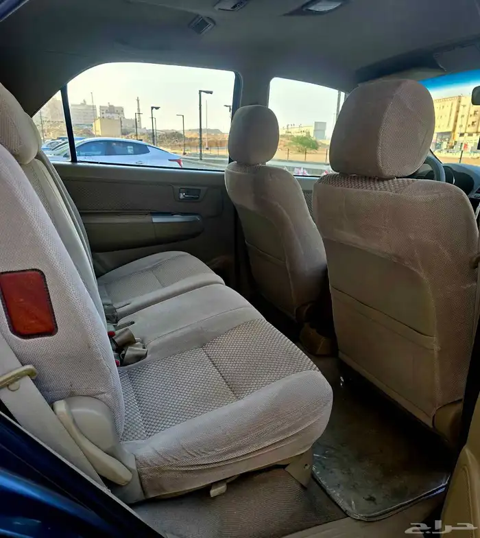 جيب تويوتا فورتشنر 2010 3