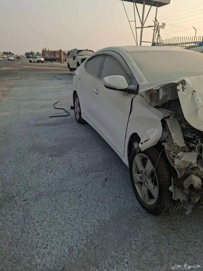 النتراء 2012 تشليح قطع غيار فقط 6