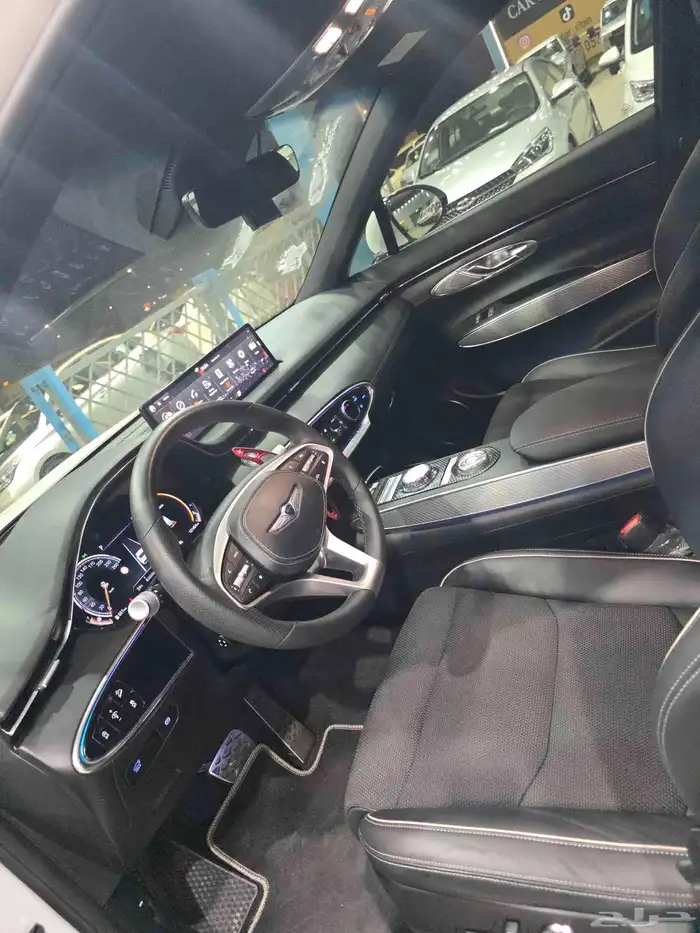 جنسس GV70 2023 فل كامل ديزل 11