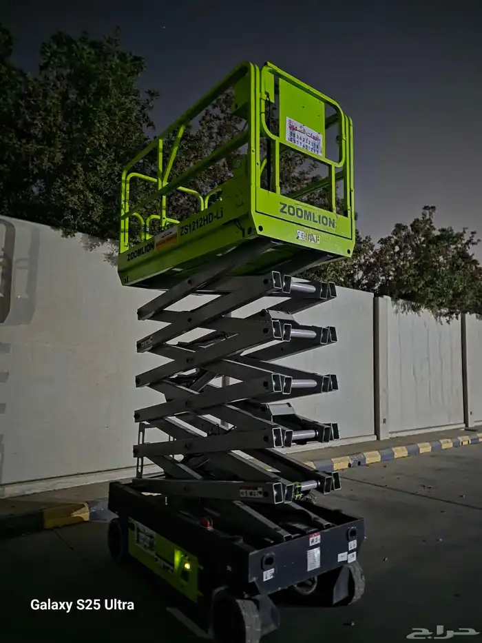 1.  سيزر لفت 6 متر سيزرلفت 8متر سيزرلفت 10متر سيزرلفت 12متر 6