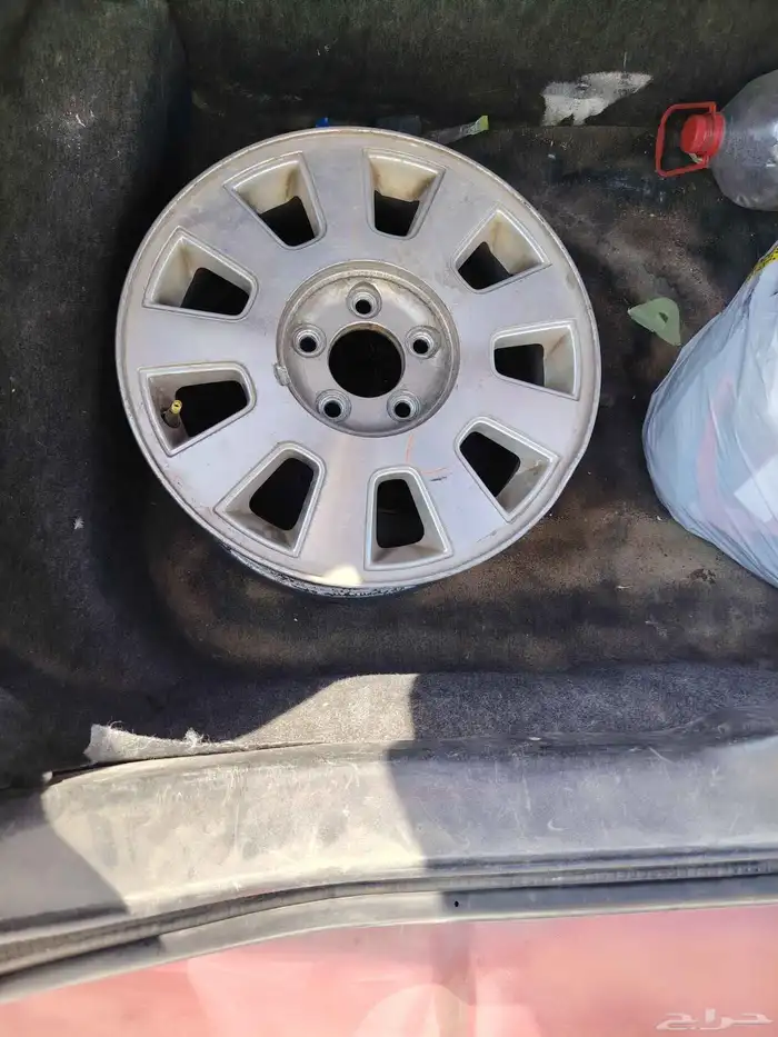 جنط فورد جراند مركيز 1