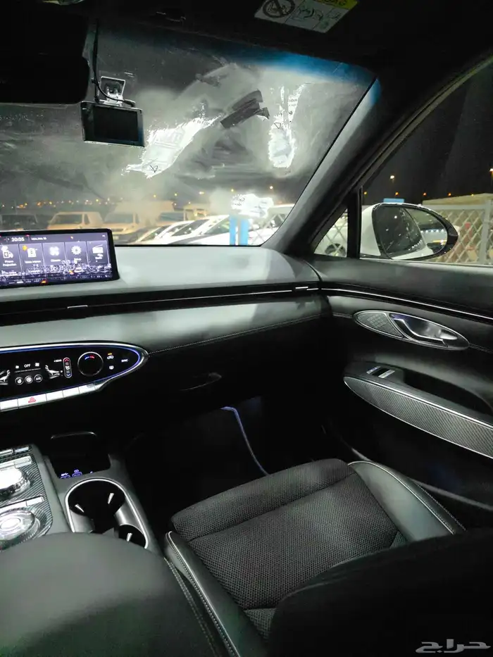 جنسس GV70 2023 فل كامل ديزل 20