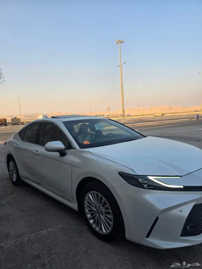 تويوتا كامري بحالة الوكاله استخدام يومين 1