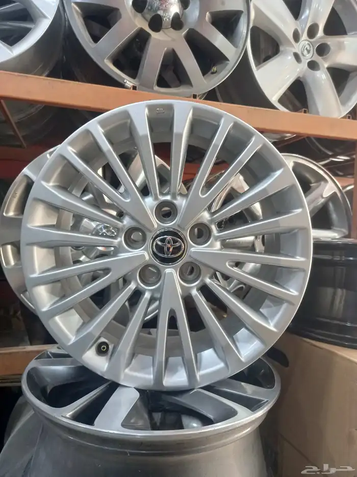 جنوط كامري موديل 2025 مقاس 17 اصلي وكالة 1