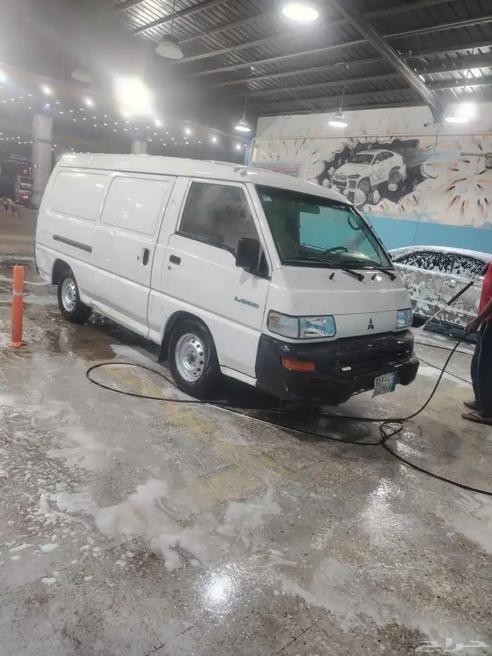 باص بضاعه ميتسوبيشي للأيجار 3