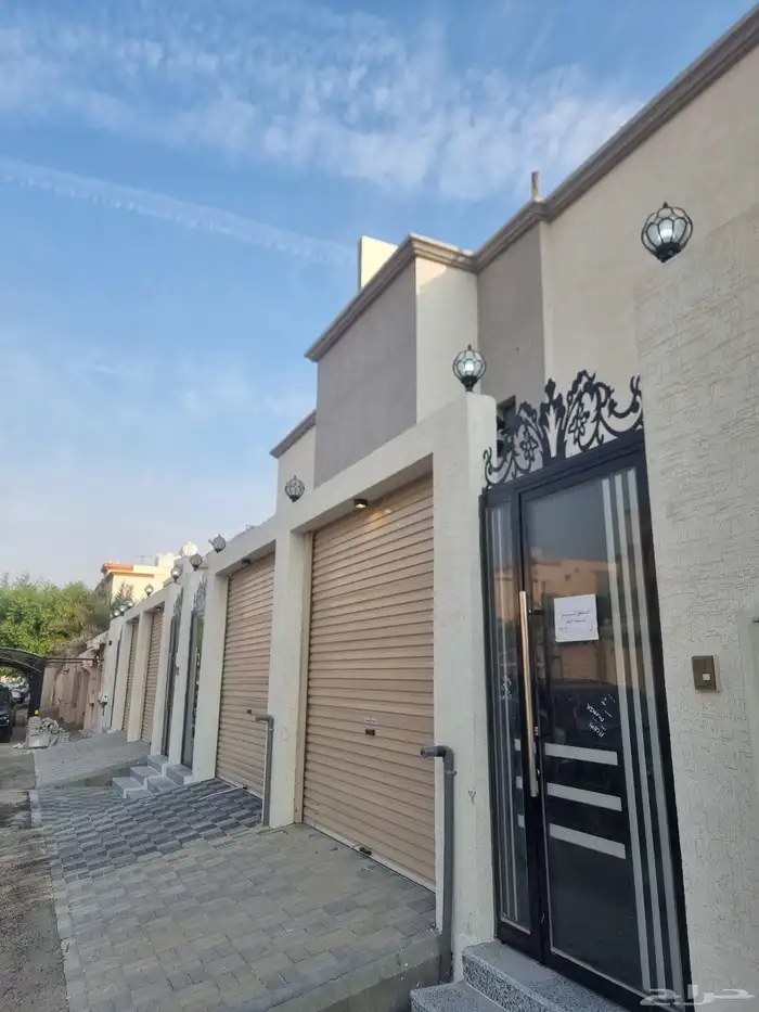 للبيع شقة دبلكس حي احد 1