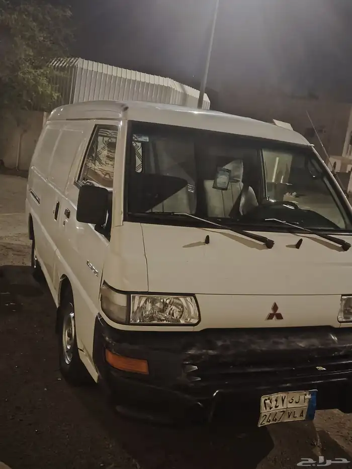 باص بضاعه ميتسوبيشي للأيجار 2