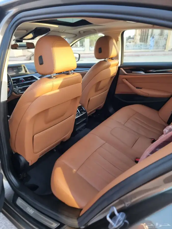 بي ام دبليو 520i للبيع ستاندر 6