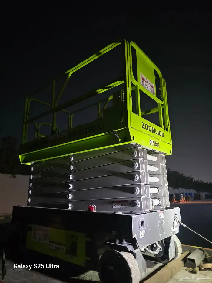 1.  سيزر لفت 6 متر سيزرلفت 8متر سيزرلفت 10متر سيزرلفت 12متر 4