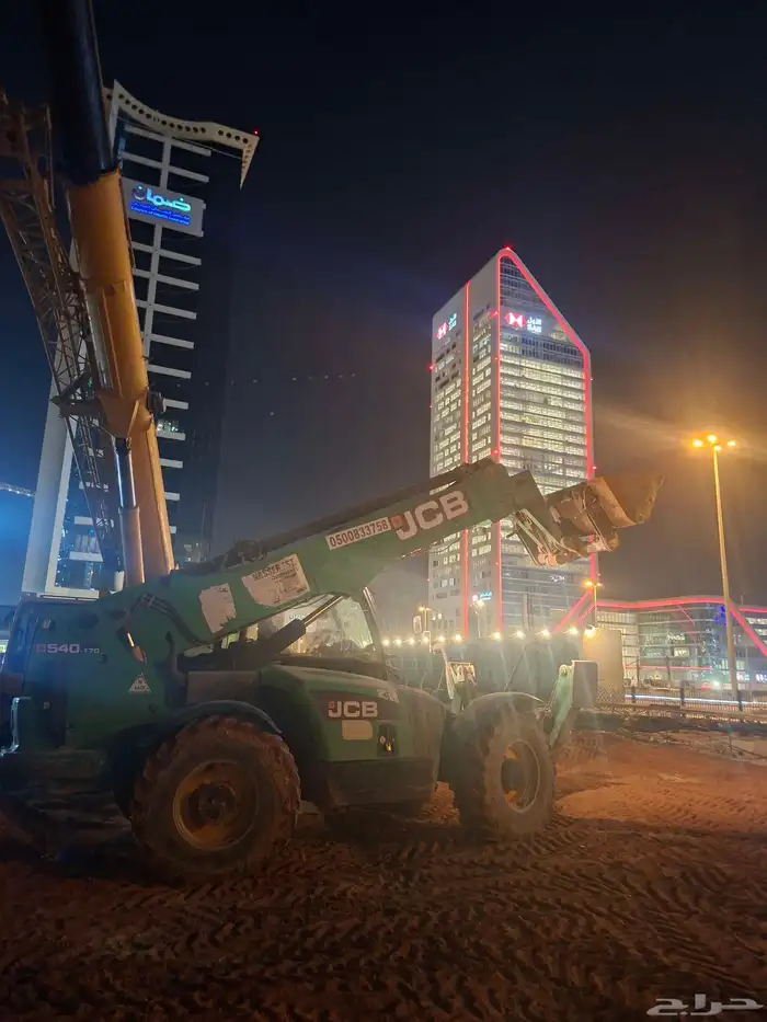 متواجد رفعات تلسكوبيه للايجار ورافع شوكيه ببكاتت وتيليهندر ف 8