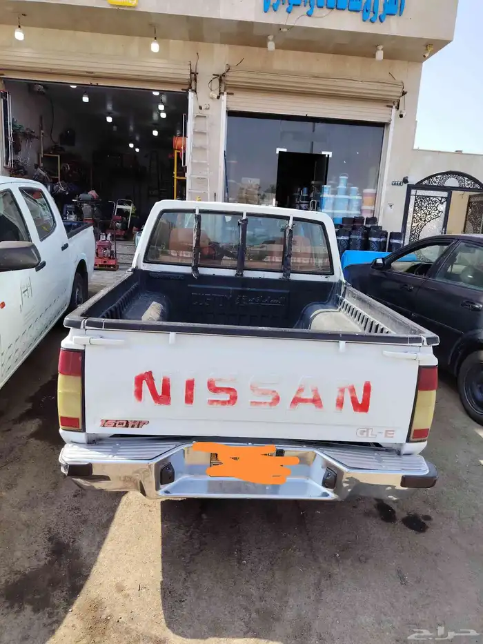 سلام عليكم موجود سياره لتوصيل اي مكان في المدينه 3