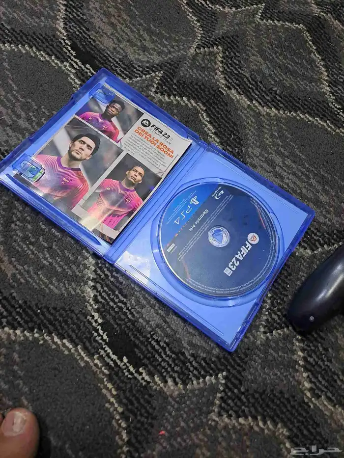 يد سوني 4 اصليه وشريط فيفا 23 2