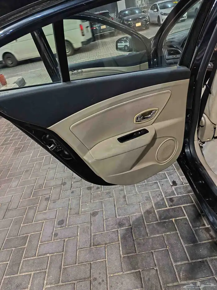 رينو فلونس 11