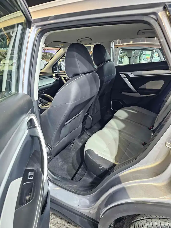 للبيع جلي كلوراي 2023 السعر 33 5