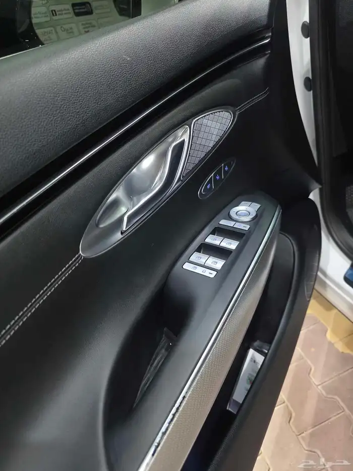 جنسس GV70 2023 فل كامل ديزل 13