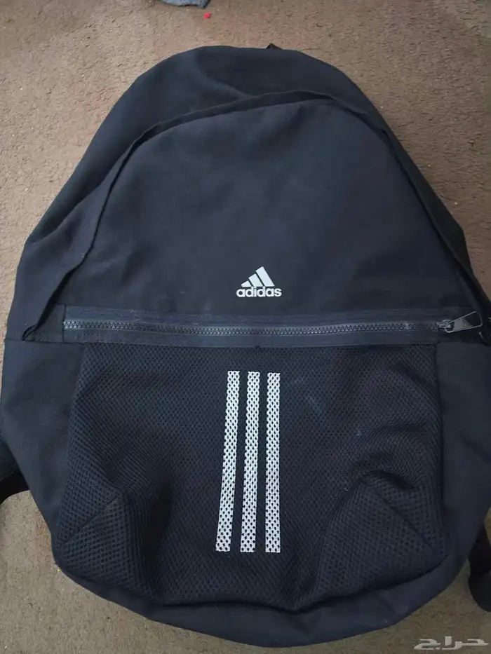 شطه اديداس نظيفه استخدام فتره بسيطه 0