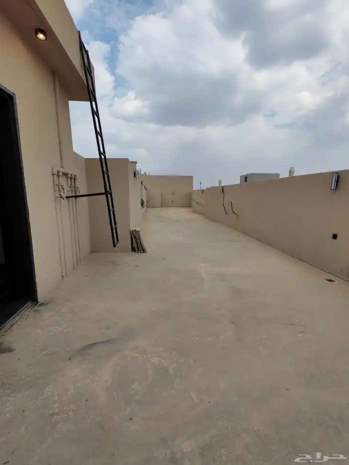 للبيع بدره الموسي شقق علويه بسطح خاص من 500 الف vip 23