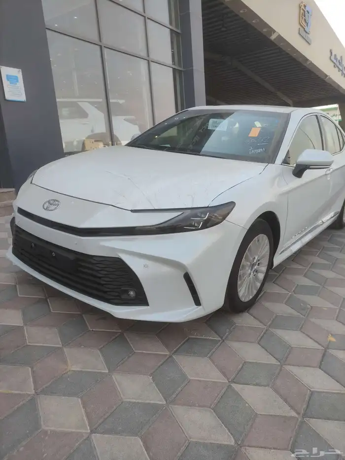 كامري LE وارد سعودي 2025 نص فل 10