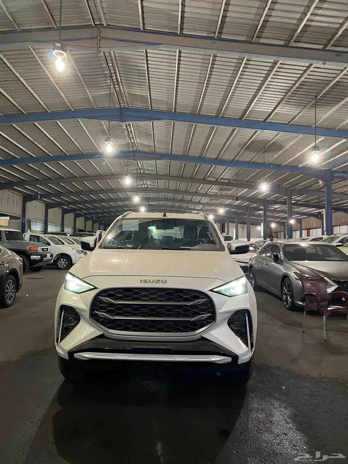 ايسوزو ام يو اكس فل كامل 2025 0