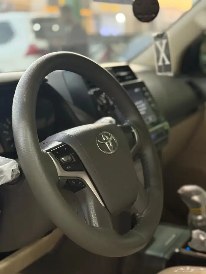 برادو - 2020 - 6 سلندر - سعودي - بسعر 110 الف 6