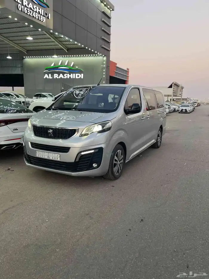 بيجو ترافلر 2018 نظيف 2