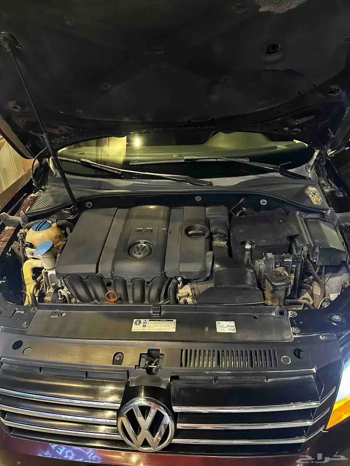 فولكس واجن باسات مخزن 8