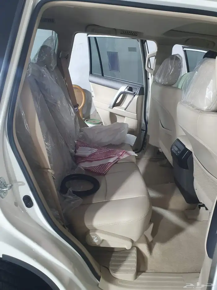 تويوتا برادو 2023 ماشي 33 الف فقط وارد الساير فتحة جلد بنزين 11