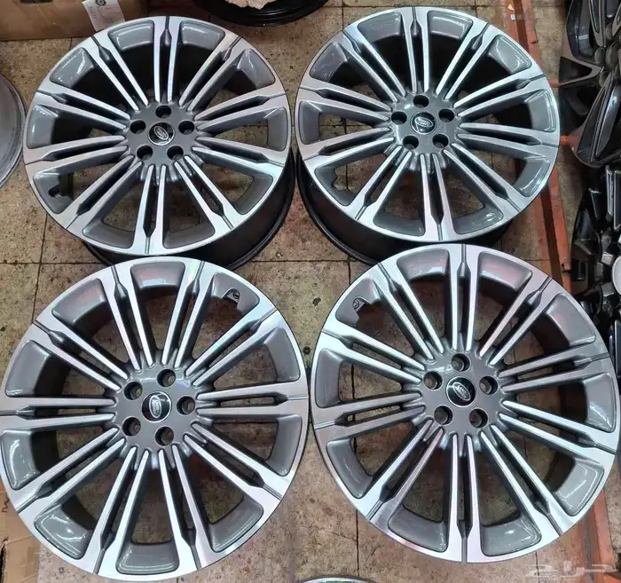 جنوط رنج روفر اوتوبيوجرافي مقاس 23 موديل 2025 اصلية وكالة 14