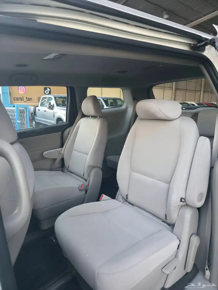 كيا كرنيفال 2016 بسعر 36ألف 12