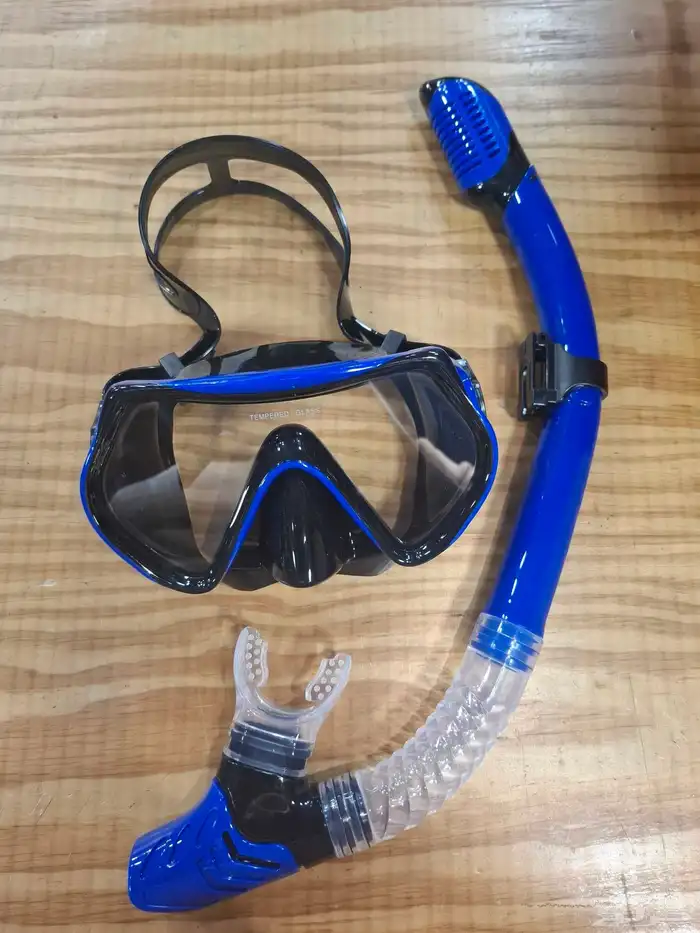 طقم غوص نظارة وسنوركل 4