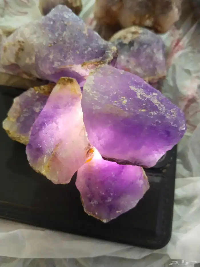 أحجار أماتست خام (جمشت ) لون فاخر مشبع وشفايفة عالية ج 0