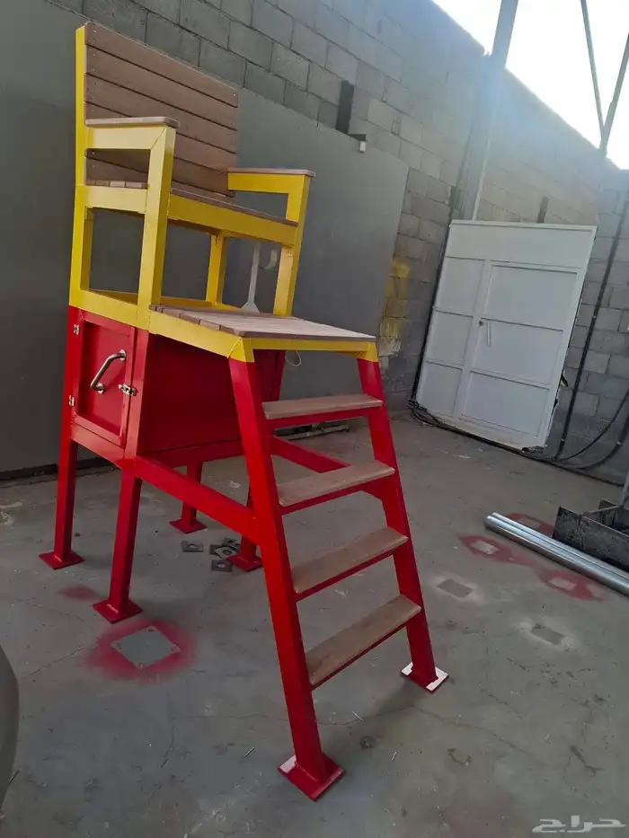 كرسى انقاذ للمسابح والشواطى 0