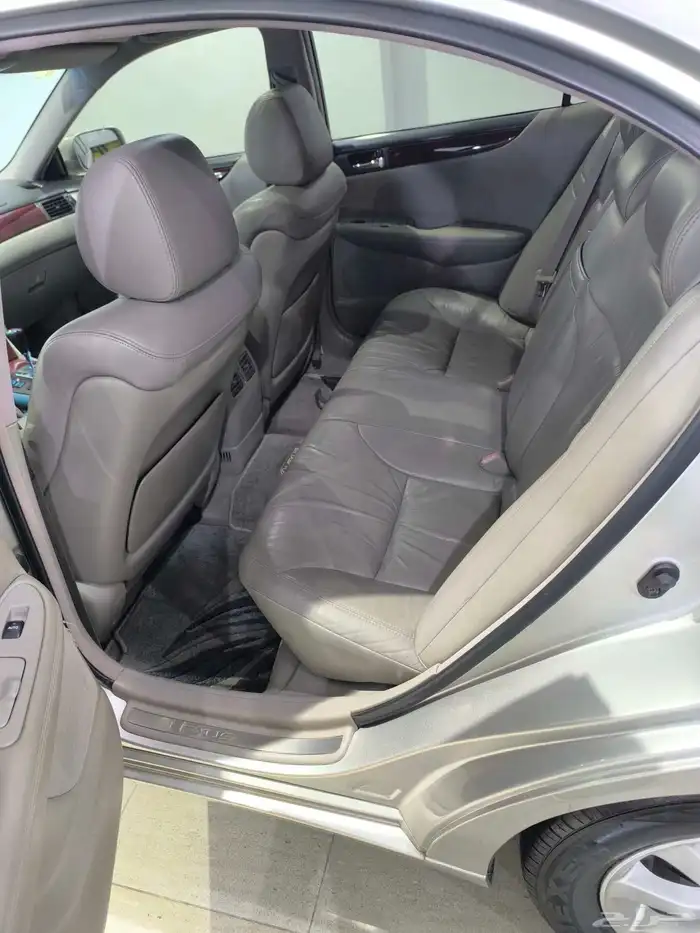 لكزس ES300 2003 نظيف 16