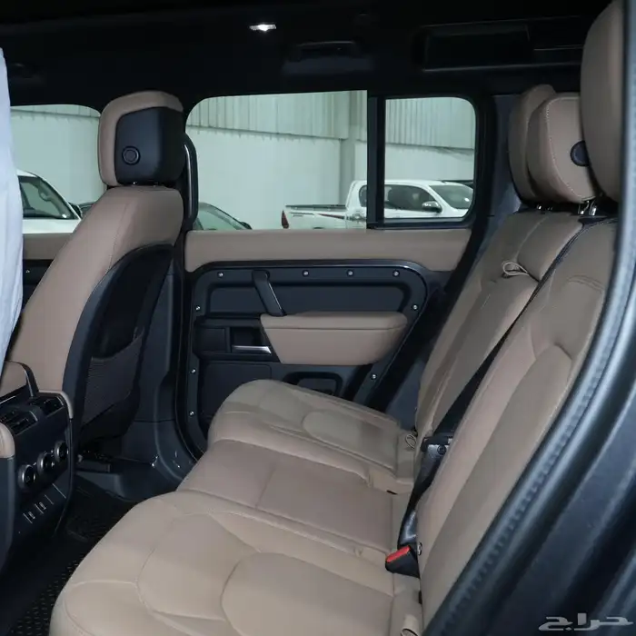 لاندروفر ديفندر SE 110 V4 جديد 2026 6