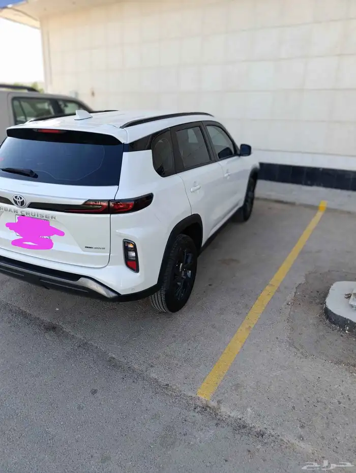 تويوتا اوربان كروزر 2025 ممشي 8 الف 2