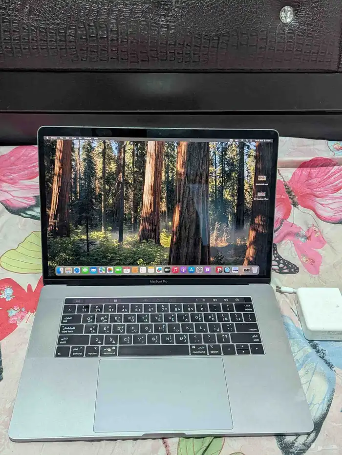 ابل ماك بوك برو اي i 9 ستوريج 500جيجابايت 2019 جده 4