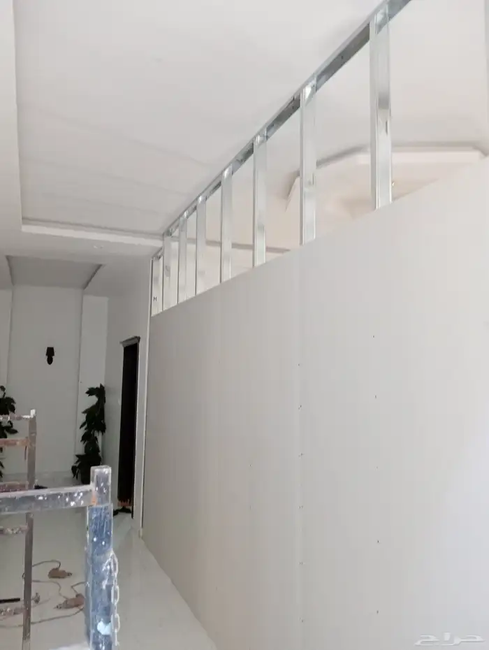 صبغ ديكور بلاط مساح مباني ابواب تكسير ترميم منزلي 7