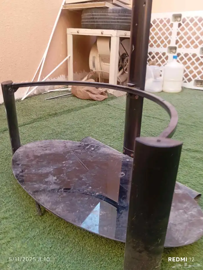 قاعد لشاشه علا سوم نضيفه 1