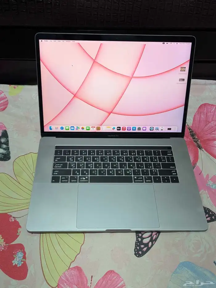 ابل ماك بوك برو اي i 9 ستوريج 500جيجابايت 2019 جده 0