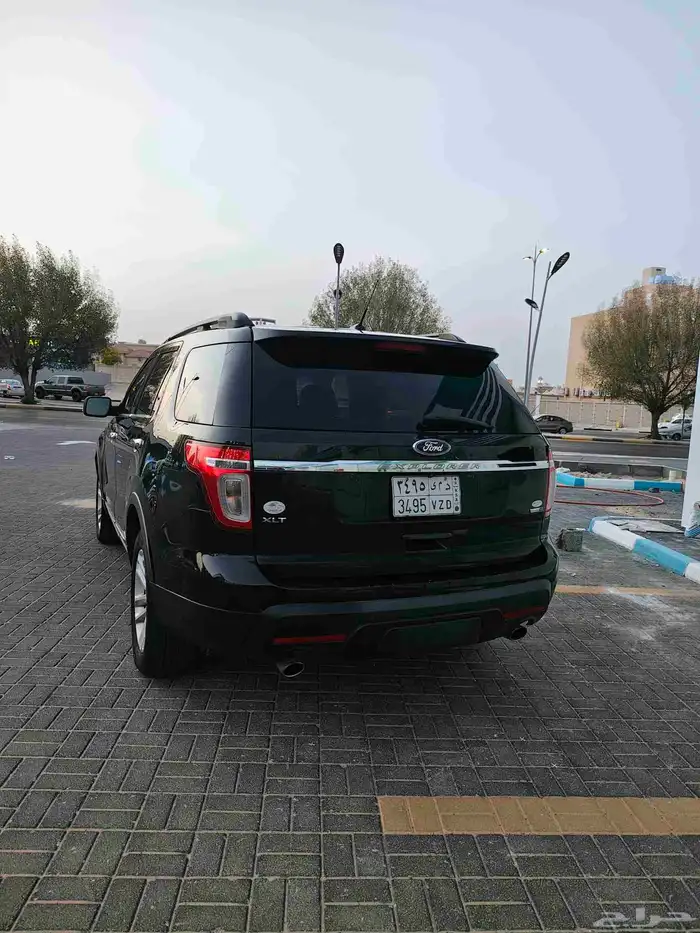 للبيع فورد اكسبلور 2015 فل كامل 15