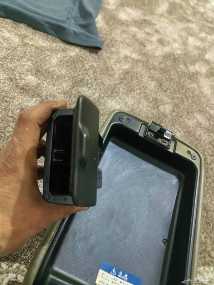 يد باب يسار كامري وتكايه ميزان الانوار وطفايه اماميه وخلفي6 0