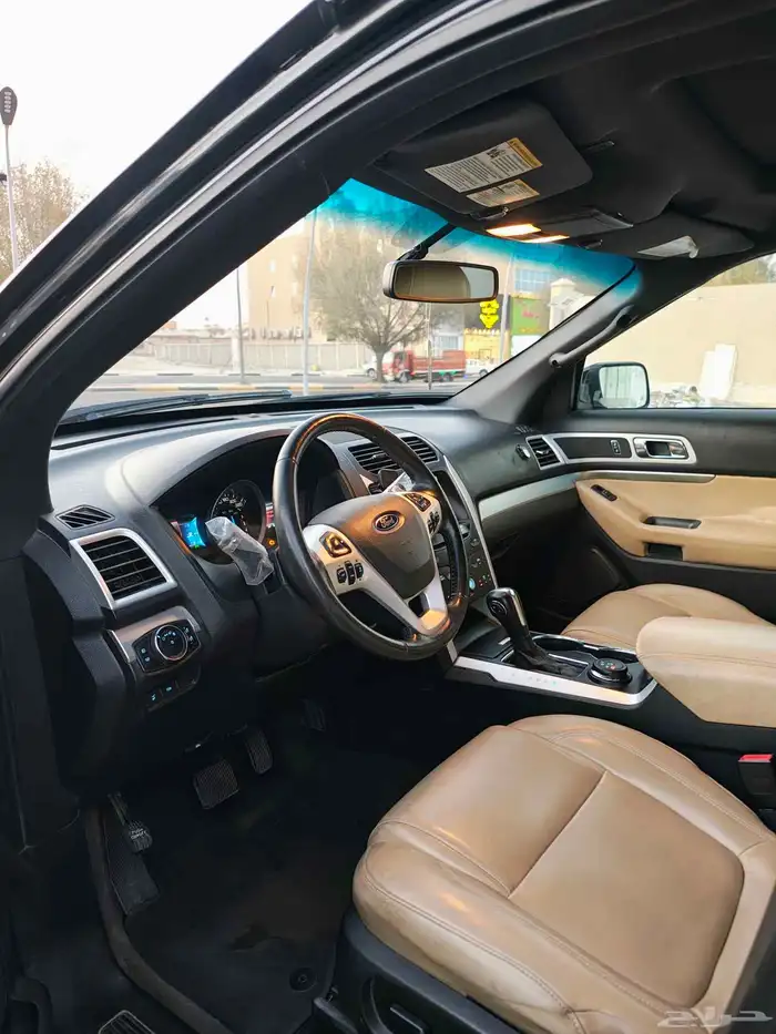 للبيع فورد اكسبلور 2015 فل كامل 7