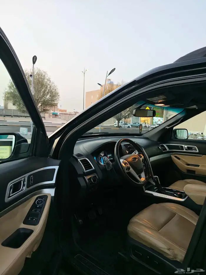 للبيع فورد اكسبلور 2015 فل كامل 9