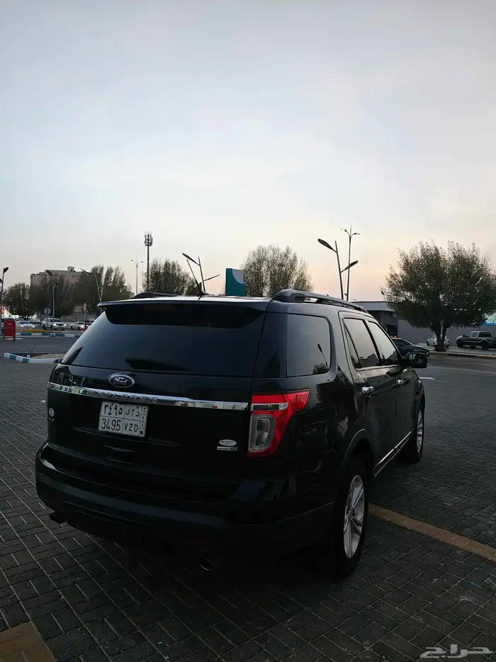 للبيع فورد اكسبلور 2015 فل كامل 4