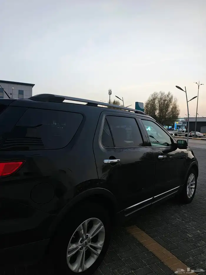 للبيع فورد اكسبلور 2015 فل كامل 5