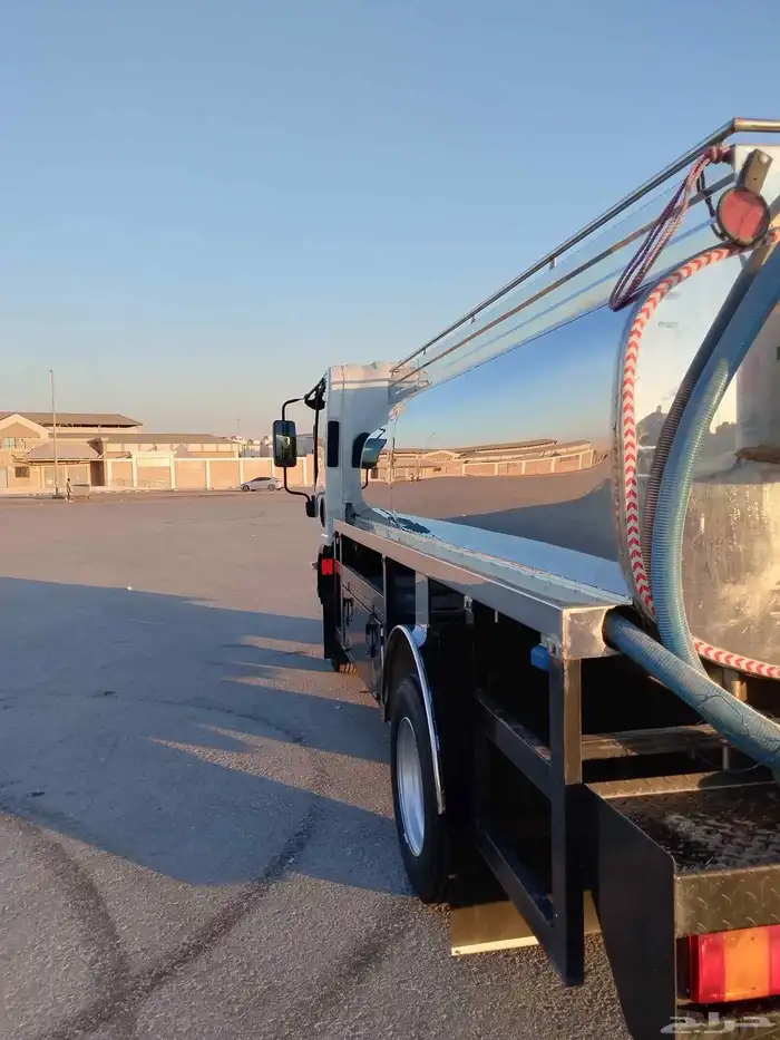 ايسوزو وايت ماء شبه وكاله 5