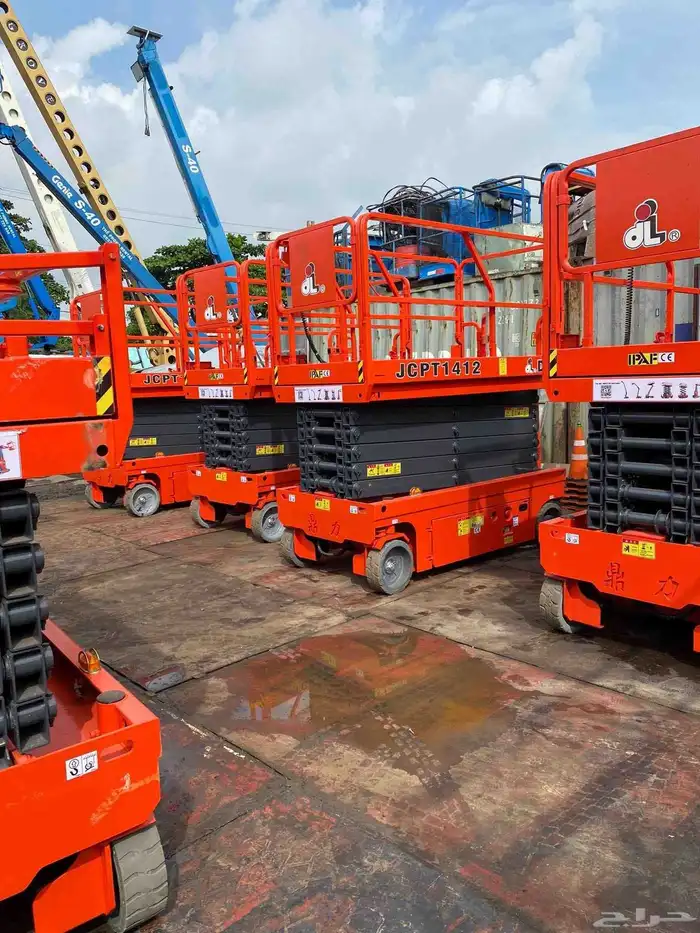 رافعه مقصيه 16متر كهرباء للايجار سيزرلفت 16متر للايجار 1