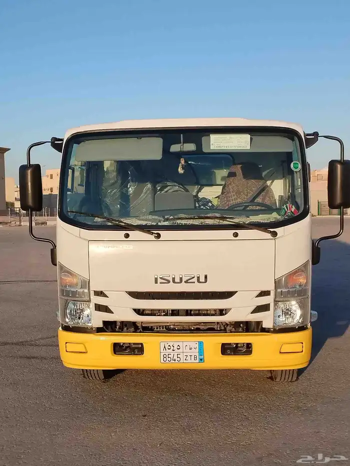 ايسوزو وايت ماء شبه وكاله 11